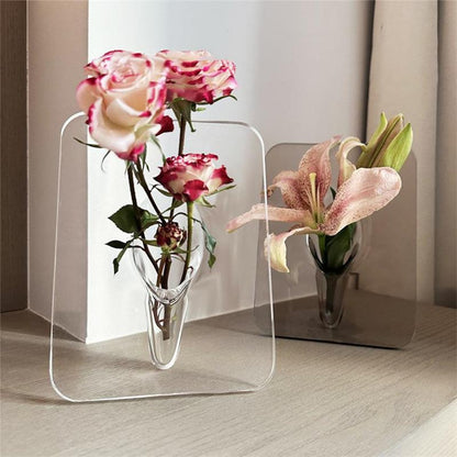 📢📢30% OFF !! ⏰ Photo Frame Shaped Clear Flower Vase – Wall-mountable & space-saving – Unique design, perfect for dried or fresh flowers – elegant home or office decor ✨